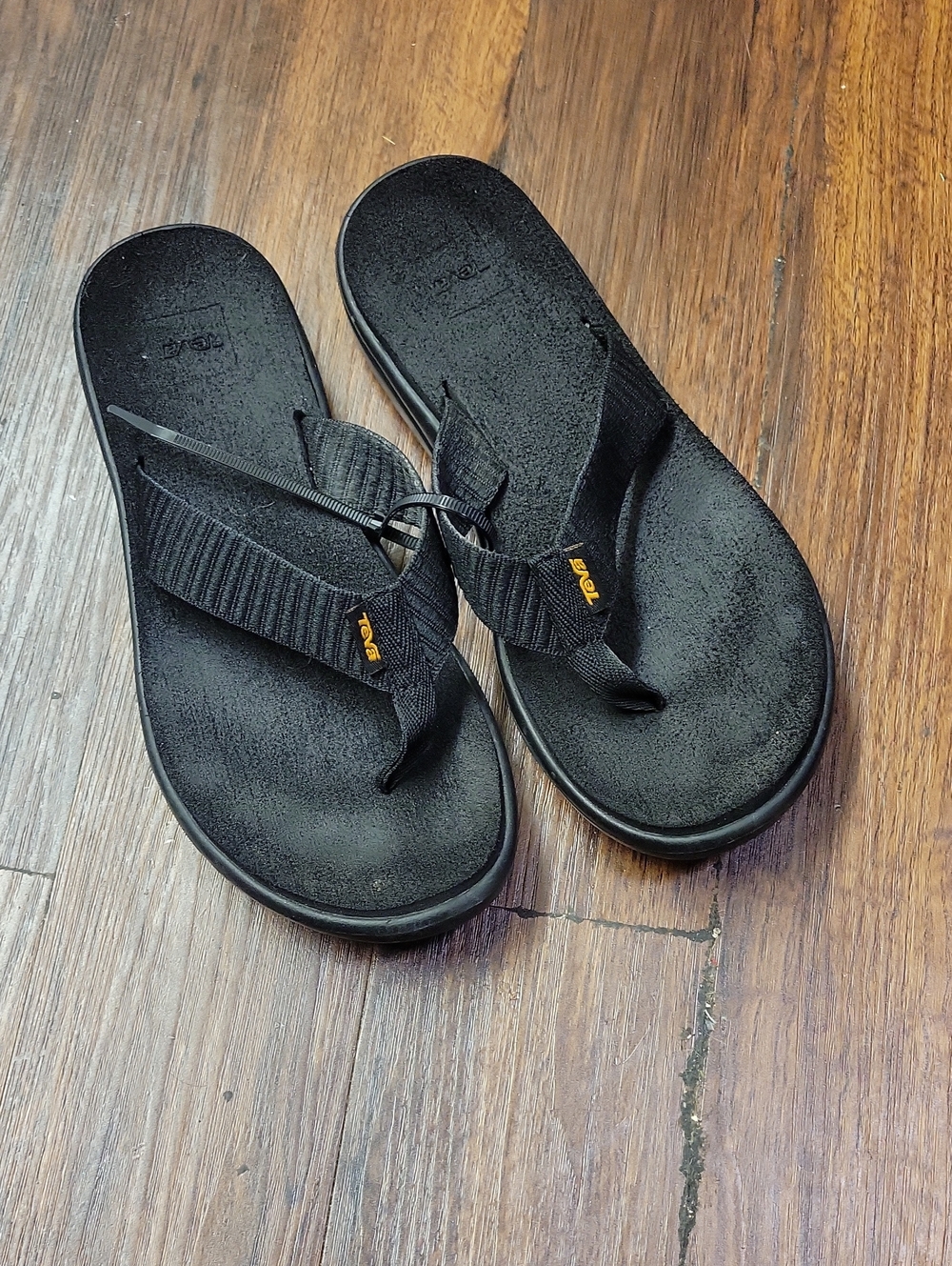 Teva Woman Black Webbing Flip-Flop Sandals Size 7
